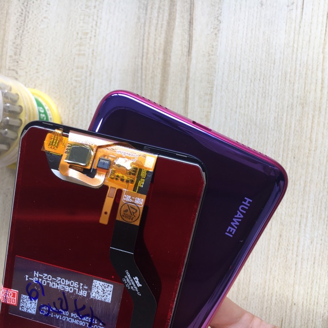 Combo Bộ Vỏ Sườn + Màn Hình Y7 Pro 2019 Zin Hàng Cao Cấp (tặng bộ vít đa năng)