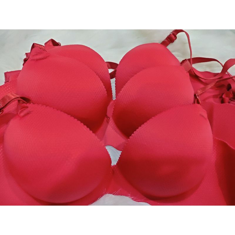 Áo ngực còn ít sale