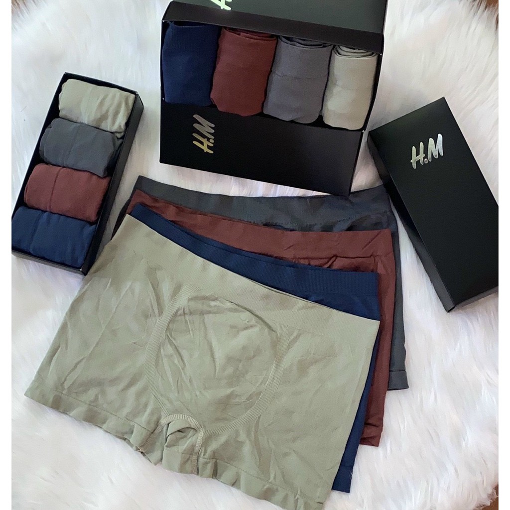 Hộp 4 Sịp đùi cotton cao cấp, co giãn tốt, thoáng khí thấm hút mồ hôi không gây khó chịu.
