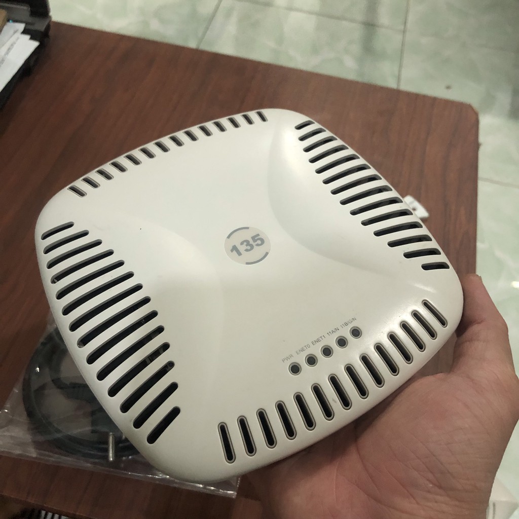 Bộ phát wifi chuyên dụng aruba ap135 hàng qua sử dụng