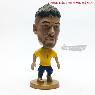 Tượng cầu thủ bóng đá Neymar (Brazil)
