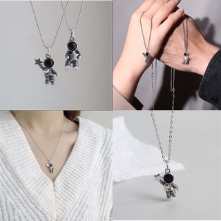 Vòng cổ Mặt Hình Phi Hành Gia Và Ngôi Sao Cho Cặp Đôi