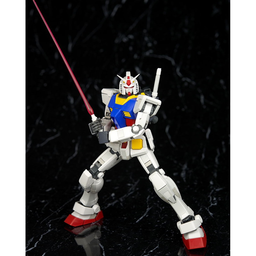 Mô hình Gundam Bandai MG Gundam Rx-78 3.0