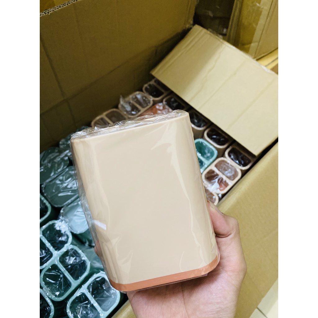 Tiện ích giúp bàn học, bàn làm việc ngăn nắp