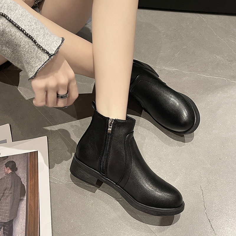 Giày bốt IELGY màu đen cao tới mắt cá kiểu dáng thoải mái thời trang cho nữ | BigBuy360 - bigbuy360.vn