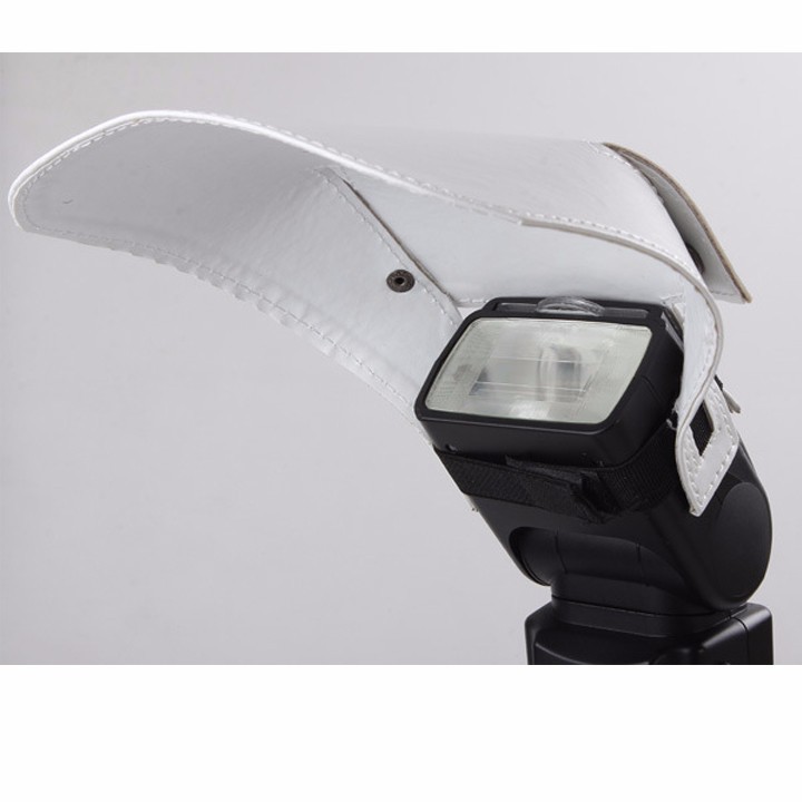 TAY GẤU ĐÁNH TRẦN CHO FLASH RỜI