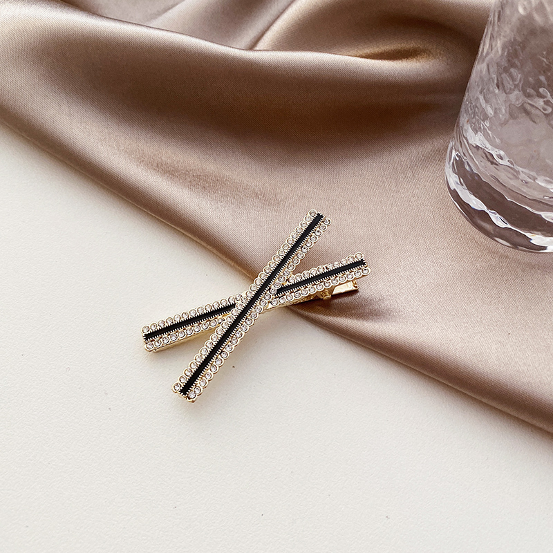 Kẹp Tóc Hình Nơ Đính Ngọc Trai Xinh Xắn