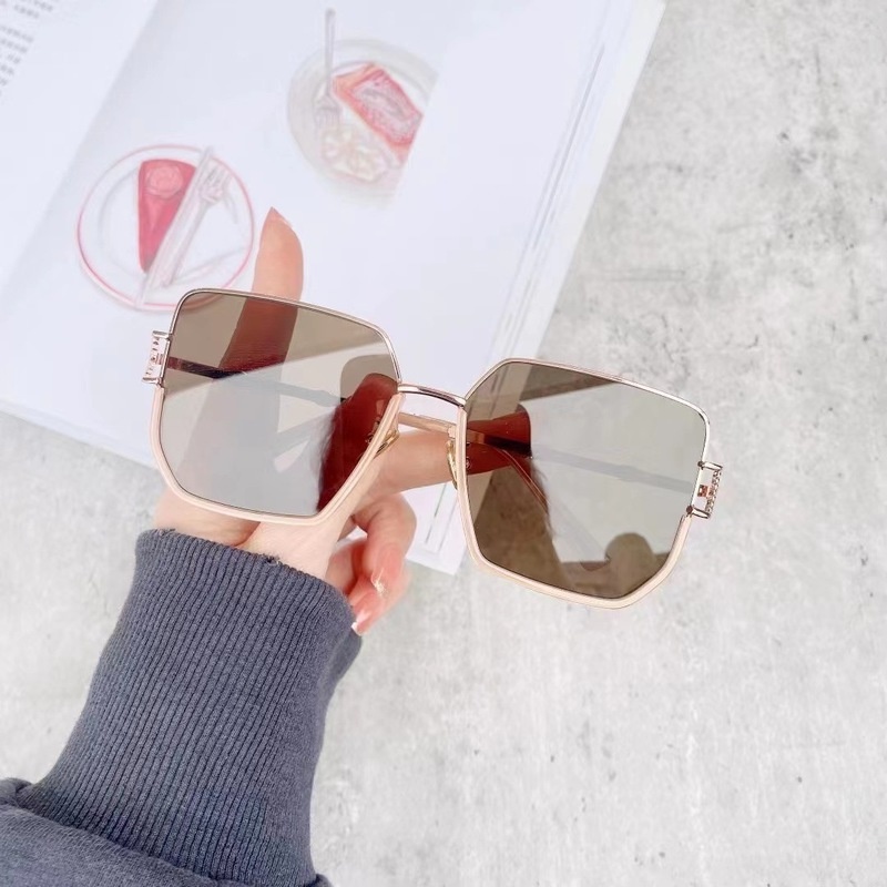 Kính Mát Gọng Vuông Kim Loại Chống Ánh Sáng Xanh Thời Trang Hàn Quốc