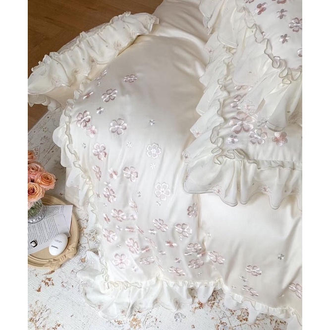 Chăn ga gối Tencel viền ren Dior