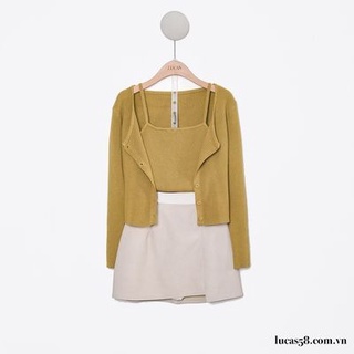 Áo len đen rêu: áo 2 dây basic, cardigan mỏng cùng màu