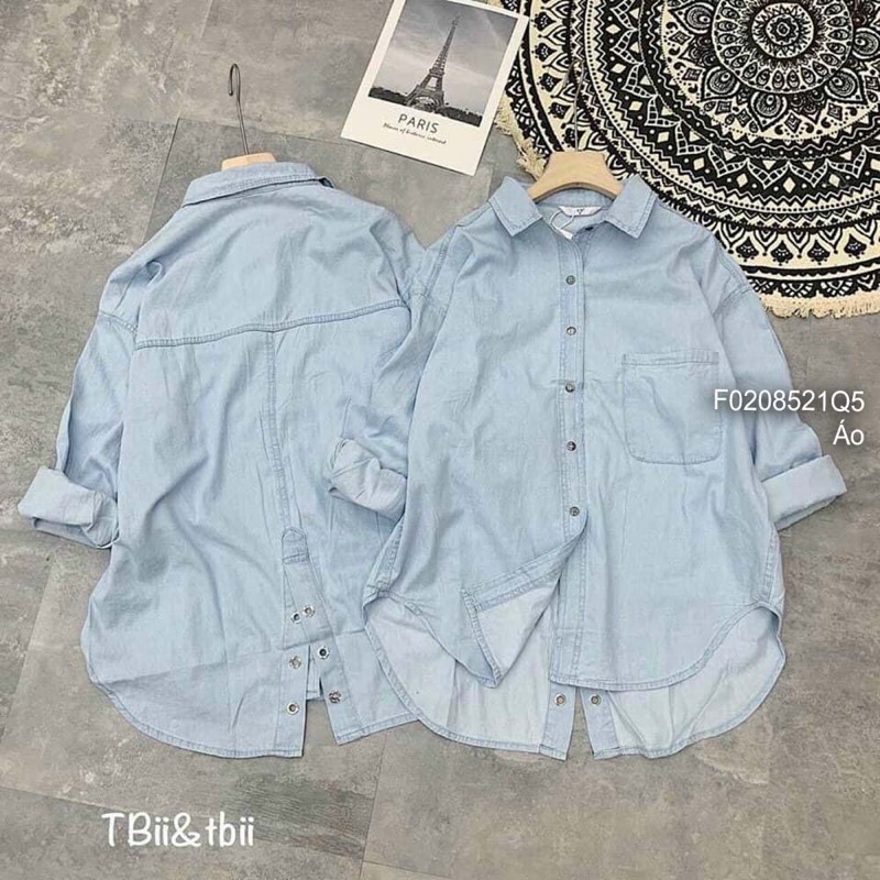 Áo sơ mi jeans xẻ tà sau