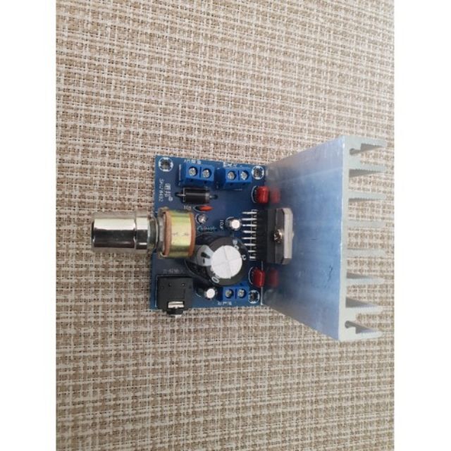 Mạch khuếch đại công suất 12V TDA7377