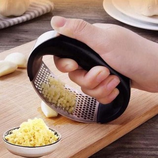 Dụng cụ bóc và dập tỏi gừng