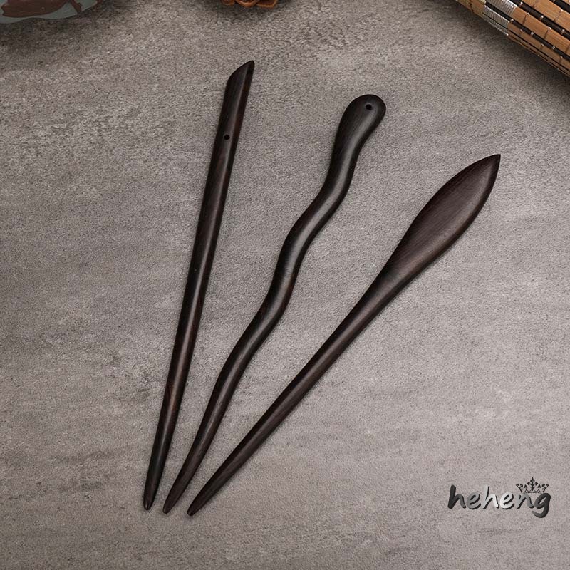 Trâm Cài Tóc Bằng Gỗ Đàn Hương Đen Khắc Họa Tiết Phong Cách Trung Hoa Cổ Điển