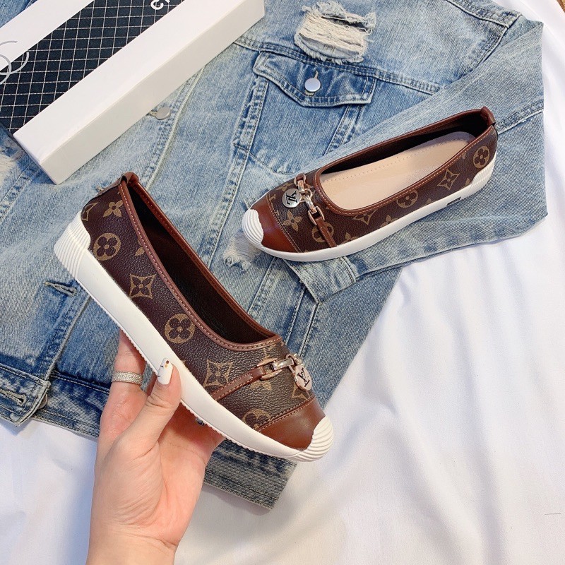 Giày bệt da mềm, đế chống trượt