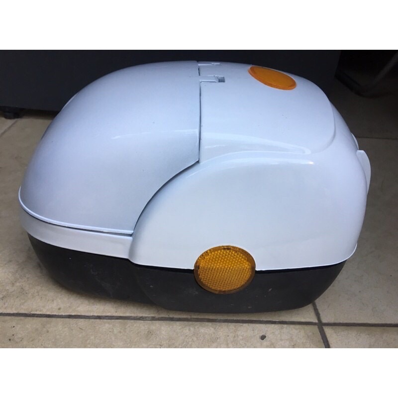 Cốp trước xe điện Ninja cả mặt trước mặt sau