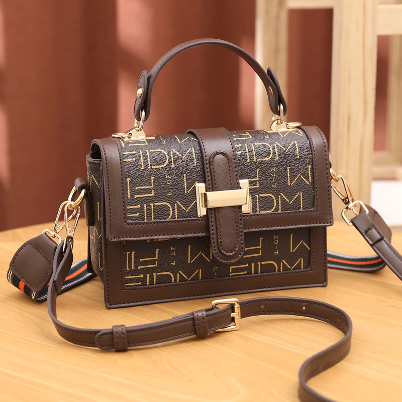 Túi Đeo Vai Hình Vuông Cỡ Nhỏ Phong Cách Hàn Quốc Cổ Điển Thời Trang Chất Lượng Cao Cho Nữ