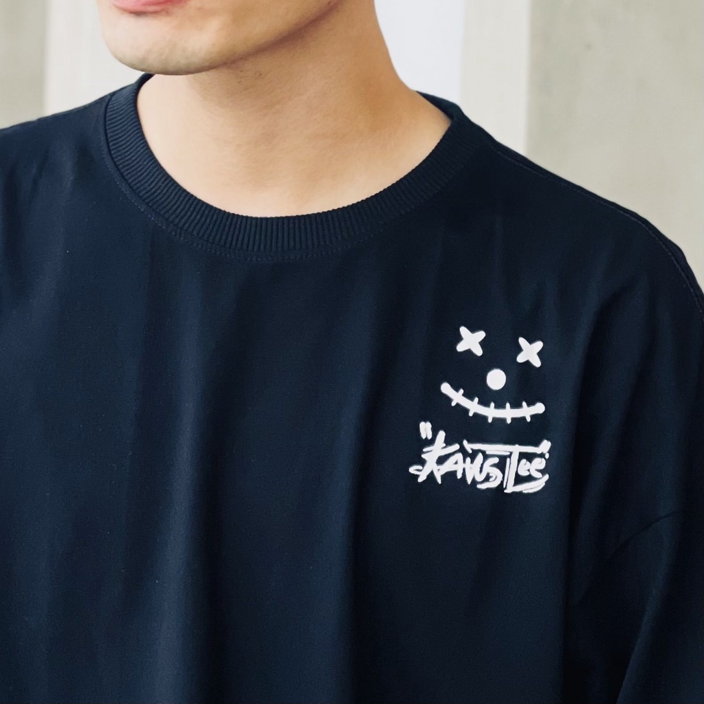 Áo thun KAWSTEE form unisex tay lỡ dành cho nam nữ in hình KAWSTEE năng động | BigBuy360 - bigbuy360.vn