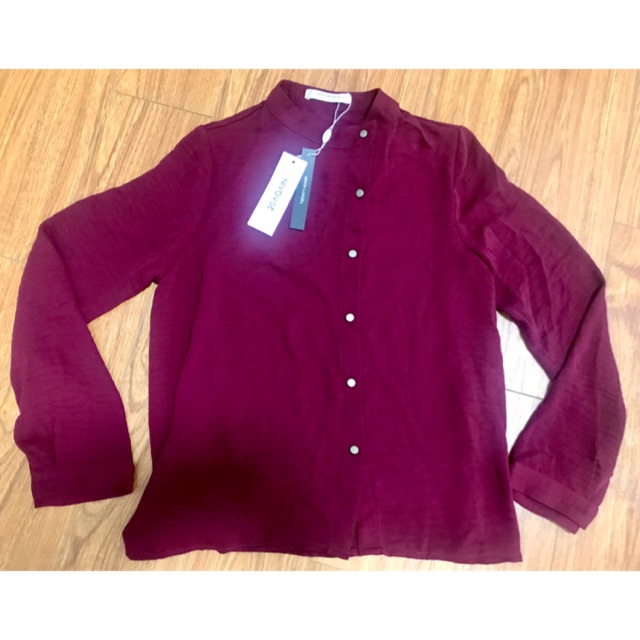 Pass áo sơ mi 20 Again màu đỏ Bordeaux size S
