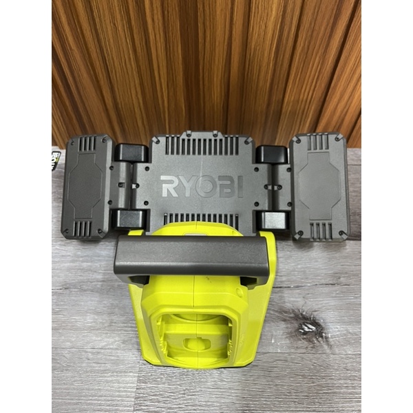 Đèn pin led 18v ryobi RLPH18