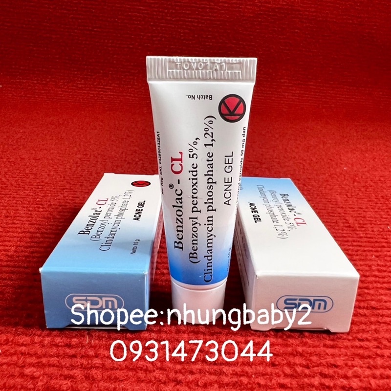 Benzoyl peroxide 5% và clindamycin phosphate 1,2% loại bỏ mụn