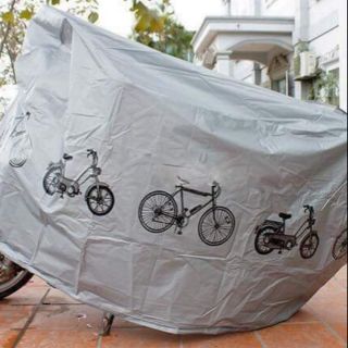 Bạt che nắng mưa xe máy tiện dụng.