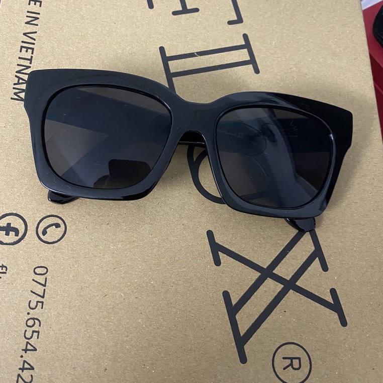 Mắt kính râm thời trang nam nữ, bảo vệ mắt khỏi ánh nắng | BigBuy360 - bigbuy360.vn