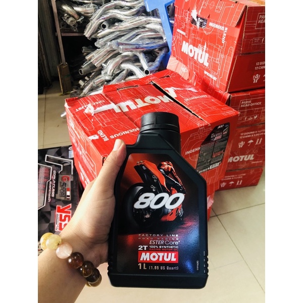 Nhớt Motul Road Racing 800 2T cao cấp chai 1L