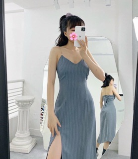 Đầm 2 dây sọc xanh xẻ tà