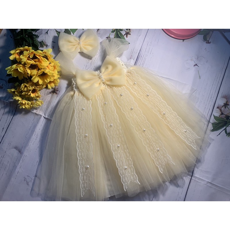 Váy công chúa  nơ kem