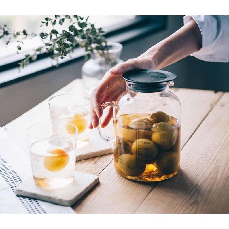Bình detox bằng thủy tinh HARIO 1L ngâm ủ trái cây, đựng nước  - Vinegar's Fruit Pot VFP-1000-B