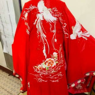Hán phục đỏ sẵn