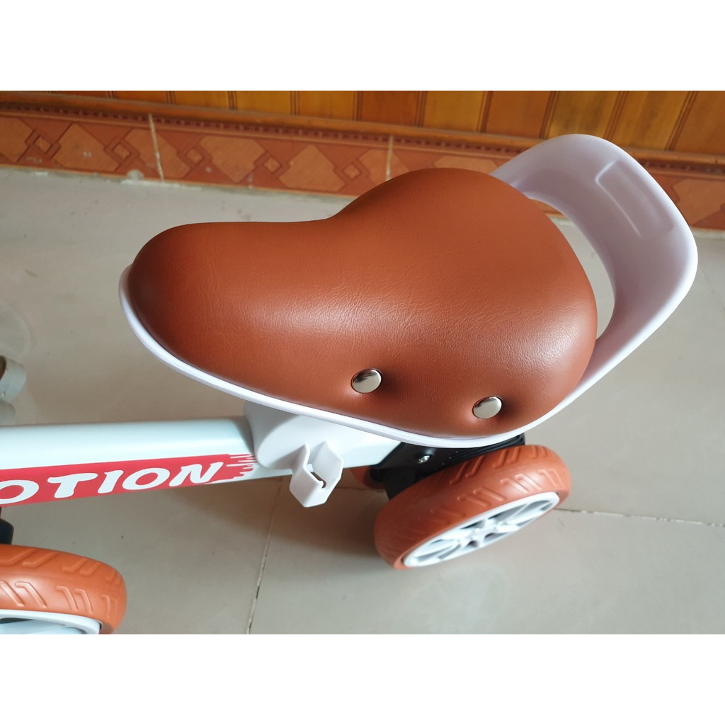 XE CHÒI CHÂN 2 IN 1 CÓ BÀN ĐẠP