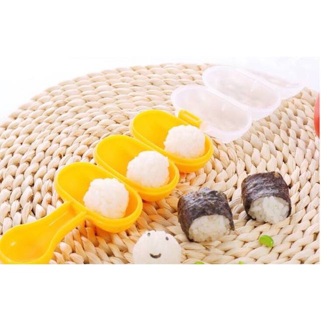 Khuôn Lắc Cơm Tạo Hình Cơm Nắm Cho Bé Ăn Dặm Viên Tròn Bento Kèm Muôi Tubokids