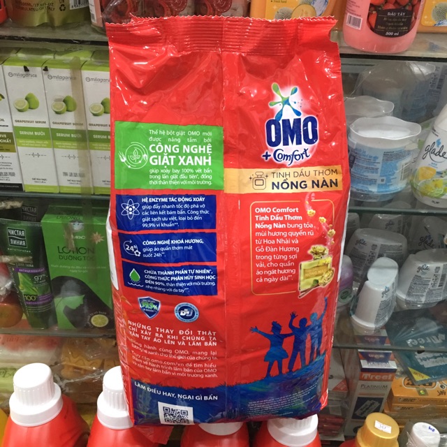 Bột giặt OMO Comfort tinh dầu thơm nồng nàn 5.5kg