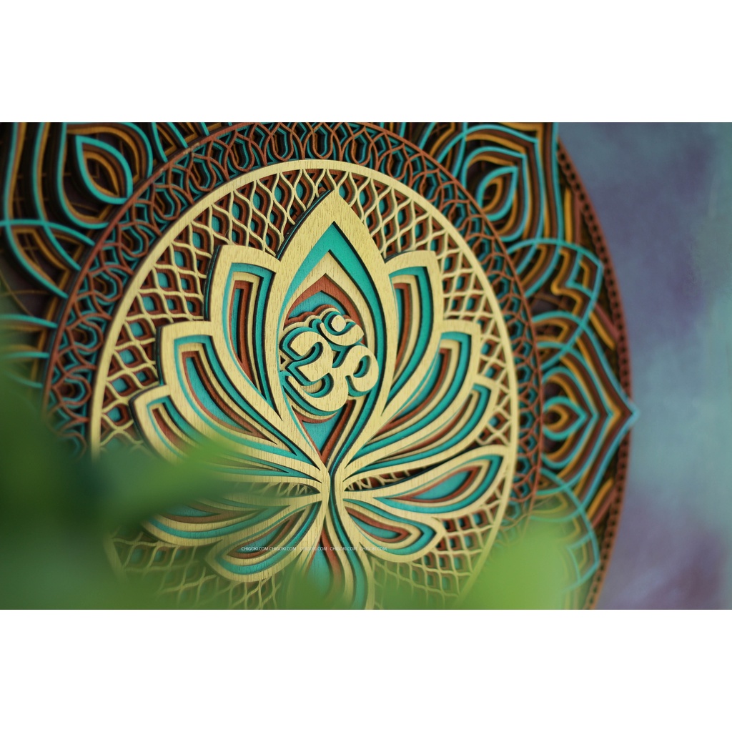 TRANH GỖ MANDALA CHỮ OM TRONG HOA SEN