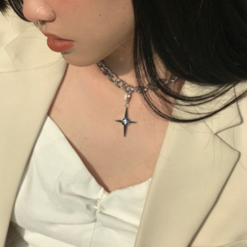 vòng cổ Mặt Thánh Giá Đính Kim Cương Nhân Tạo