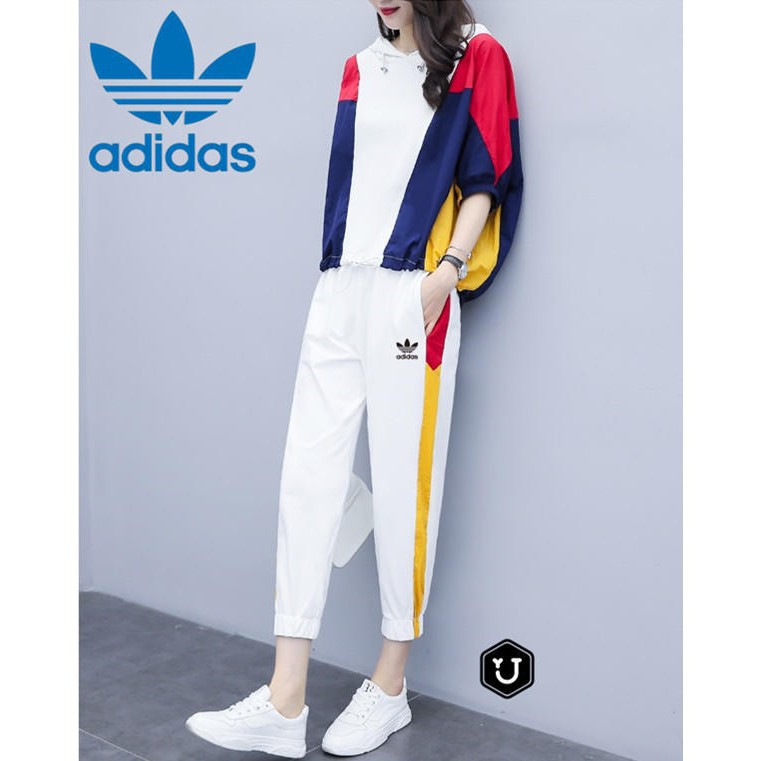 Bộ quần áo thể thao thời trang adidas sành điệu dành cho nữ