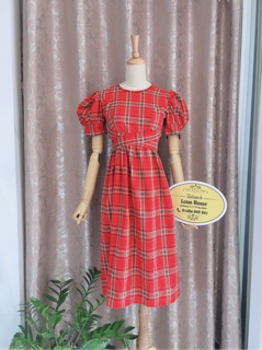 Đầm caro thắt eo