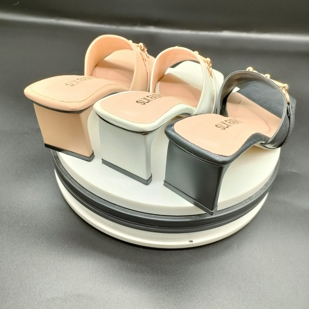 Guốc Dép Nữ Bản Ngang Phối Khóa Đẹp Cao Cấp Trung Niên Giày Gót Dẹp Dẹt Cao 5p CuTe Thời Trang Cao Cấp Màu Trắng Đen