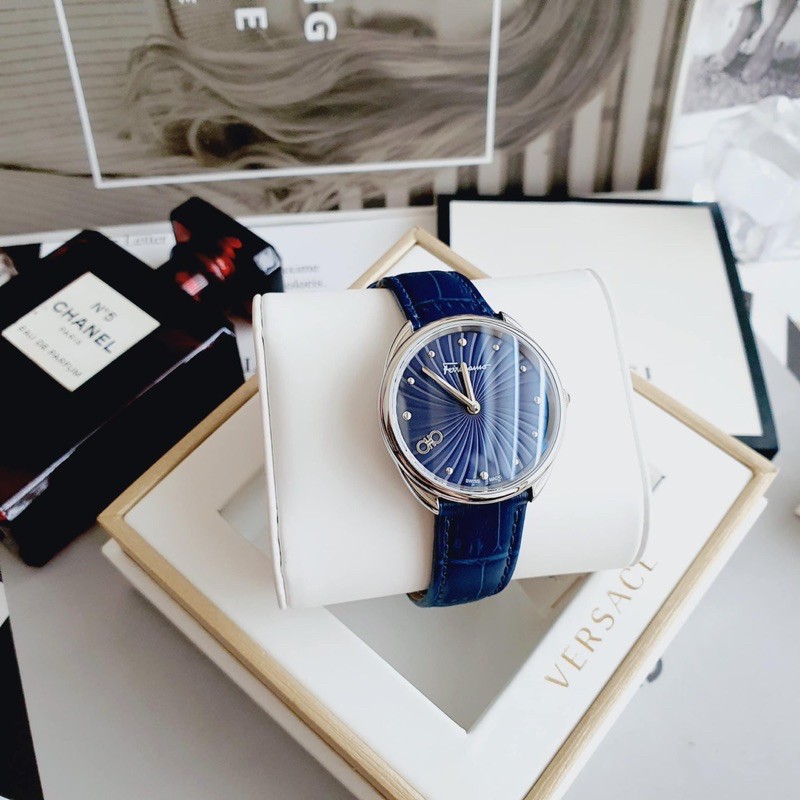 Đồng hồ nữ Salvatore Ferragamo Cuir
