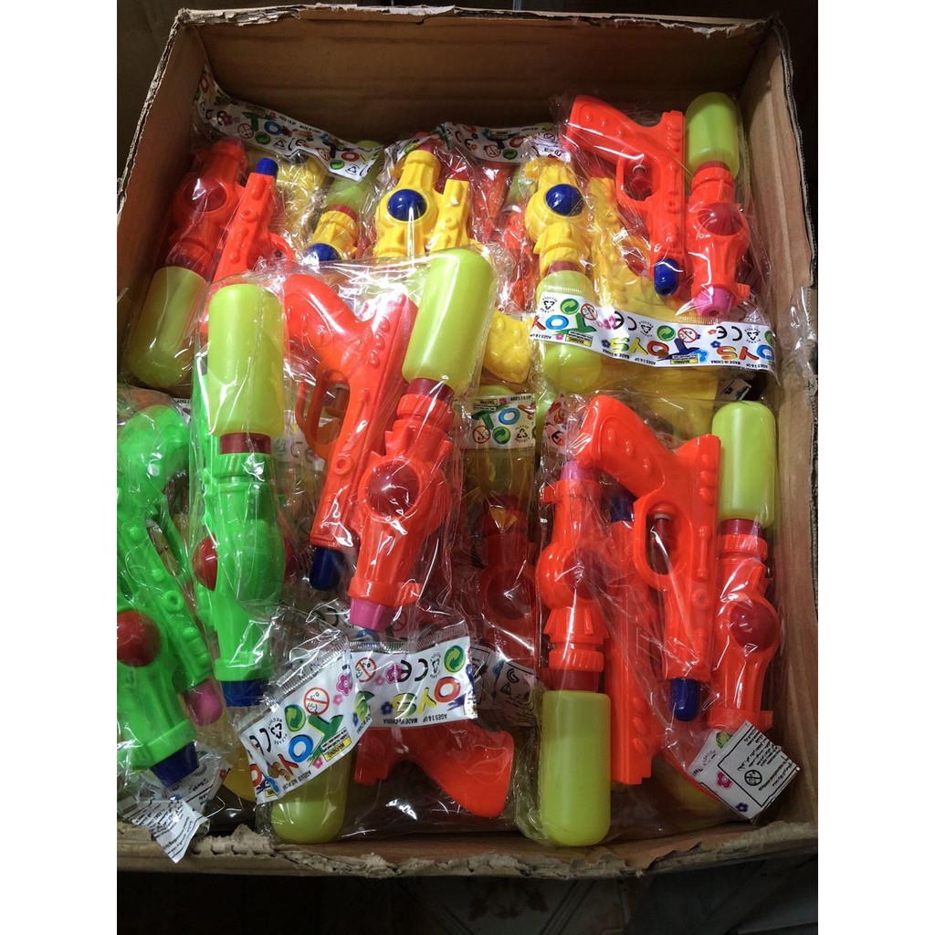 Đồ chơi súng nước mini dài 17cm phù hợp cho bé nhỏ 2-3 tuổi.