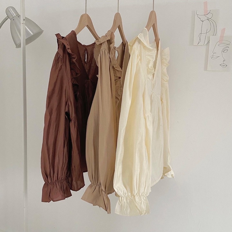 Áo cổ V tiểu thư tay loe phong cách Hàn Quốc Vintage