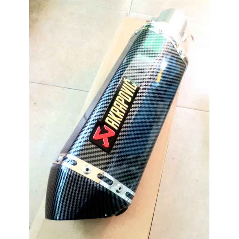 Pô Akrapovic cacbon - Giá chưa cổ