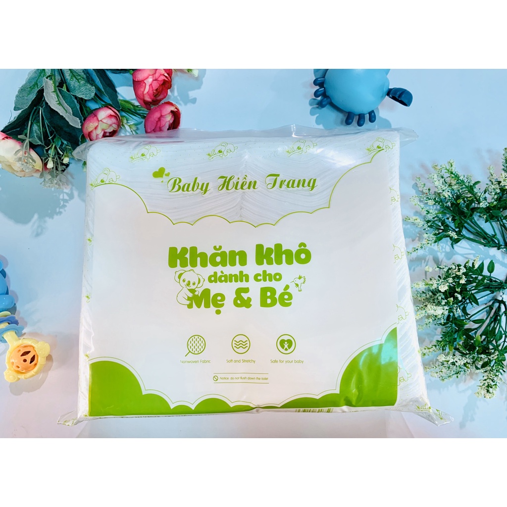 Khăn khô đa năng Hiền Trang bìa xanh khổ to 580g mẫu mới 2022