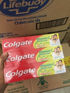Kem đánh răng Colgate Vitamin C vỉ 6 tuýp