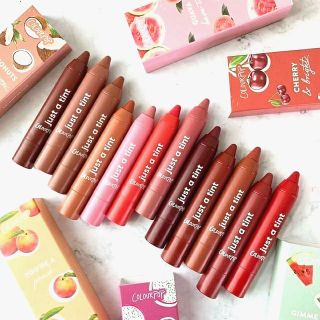 SON THỎI BÚT CHÌ COLOURPOP LIP CRAYON JUST A TINT