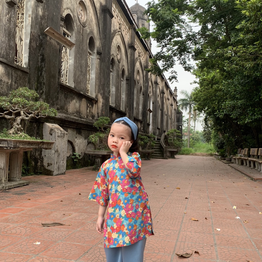 Áo dài cho bé gái Samkids  chất liệu thô cotton quần lụa ngọc trai, họa tiết hoa cực xinh cho bé