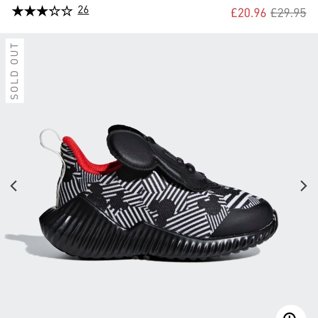 Giày adidas bạn HÂn Hân