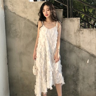 [ORDER] Đầm lông ngỗng hai dây vạt lệch - u.w